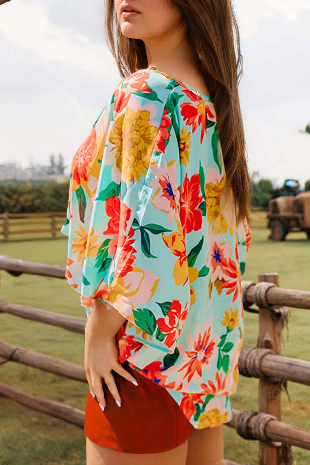 Audrey-Plus Size Floral Print V Neck Batwing Sleeve Blouse